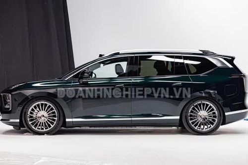 SUV dài hơn 5,1 mét, công suất 340 mã lực, nội thất sang chảnh, giá hơn 1,1 tỷ đồng