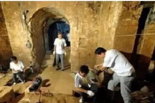 Báu vật thất truyền được tìm thấy khi khai quật mộ Tào Tháo khiến giới khảo cổ sững sờ
