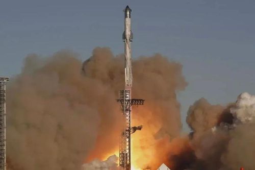 Tàu SpaceX Starship của Elon Musk nổ tung trên không