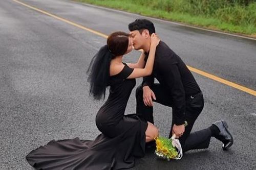Nữ ca sĩ báo tin mang thai lần hai sau một năm sinh con đầu lòng