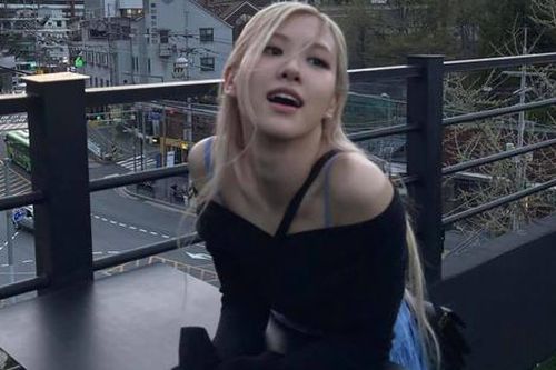 Rosé lên tiếng về tin đồn hẹn hò