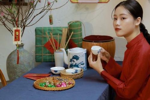 Những người trẻ thích đón Tết sớm