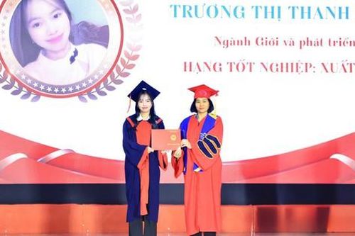 Học viện Phụ nữ Việt Nam trao bằng tốt nghiệp cho hơn 200 tân cử nhân, tân thạc sĩ