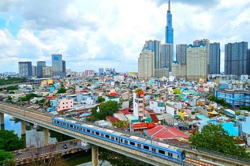 Đâu sẽ là 'đầu tàu' kéo nền kinh tế Việt Nam năm 2025?