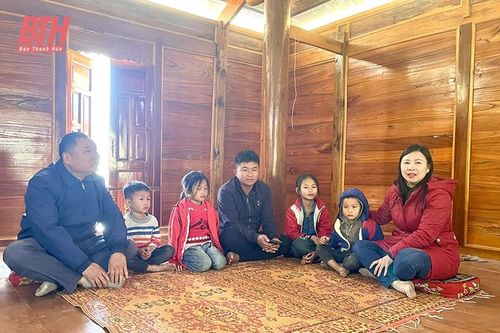 Đẩy nhanh tiến độ xây dựng nhà ở cho hộ nghèo huyện Mường Lát