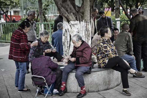 Dân số Trung Quốc giảm 3 năm liên tiếp