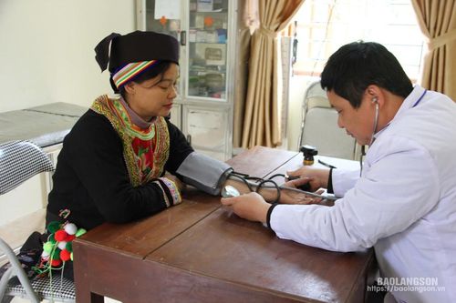 Đồng bộ giải pháp xây dựng và duy trì xã đạt tiêu chí quốc gia về y tế