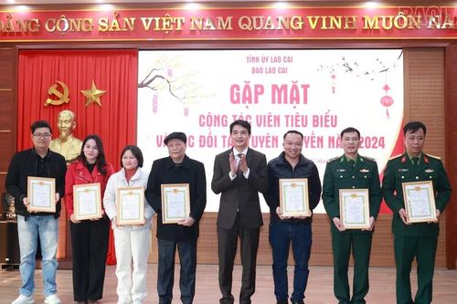 Báo Lào Cai gặp mặt cộng tác viên tiêu biểu và đối tác tuyên truyền năm 2024