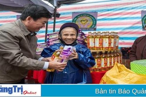'Phiên chợ 0 đồng - Xuân từ bi' đến với người dân Triệu Phong