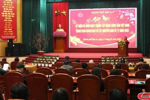 Thành phố gặp mặt kỷ niệm Ngày thành lập Đảng cộng sản Việt Nam và Tết Nguyên đán Ất Tỵ năm 2025