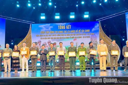 Tuyên Quang xuất sắc đoạt 2 giải trong Cuộc vận động sáng tác ca khúc chủ đề 80 năm - Vinh quang Công an nhân dân Việt Nam