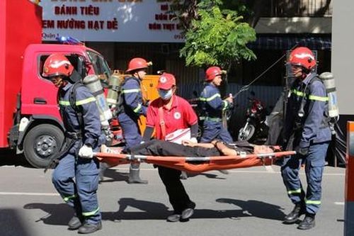 Diễn tập phương án chữa cháy và cứu hộ, cứu nạn ở khu dân cư Mả Lạng, Quận 1