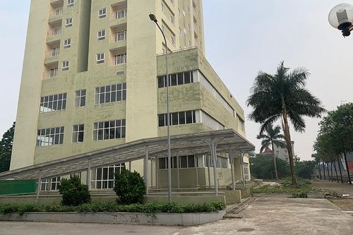 Nhà tái định cư bị bỏ hoang ở quận Long Biên:Người cần không có, người có không cần