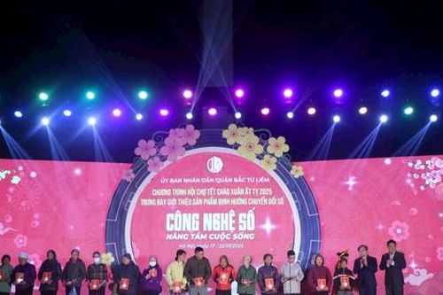 Quận Bắc Từ Liêm khai mạc Hội chợ Tết chào xuân Ất Tỵ năm 2025