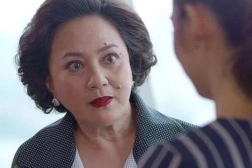 Cuộc sống đảo lộn từ khi mua quà Tết tặng mẹ chồng