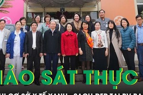 Hội đồng giám khảo Cuộc thi 'Cơ sở y tế Xanh - Sạch - Đẹp' khảo sát thực tế và chấm mẫu tại BV Bạch Mai