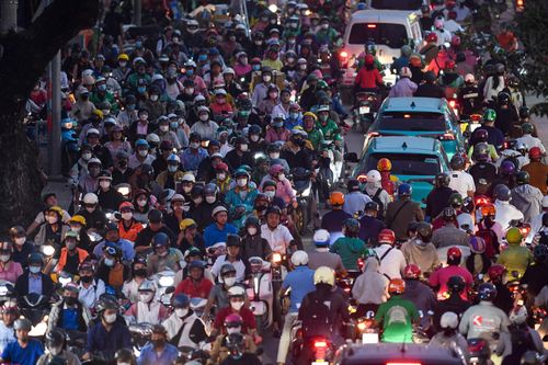 Lý do Việt Nam cứ tắc đường là thấy toàn xe máy