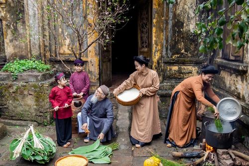 Cơm nhà và cỗ Tết