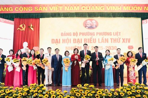 Quận Thanh Xuân: Đại hội điểm Đảng bộ phường Phương Liệt thành công tốt đẹp