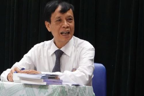 Dịch giả Nguyễn Hữu Thăng - một lòng với 'kho báu' thi ca chữ Hán