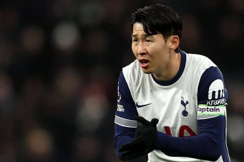 Báo Hàn Quốc sốc trước cách đối xử của Tottenham với Son Heung Min sau 10 năm cống hiến