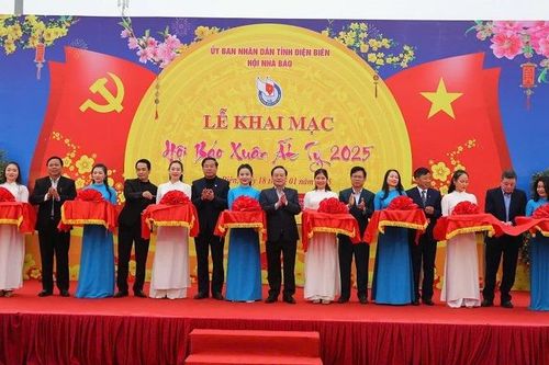 Điện Biên: Khai mạc Hội báo Xuân Ất Tỵ 2025