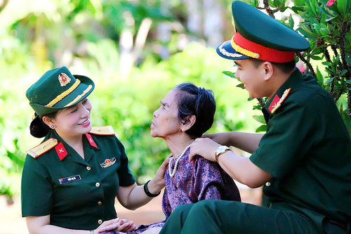 Ấm lòng mẹ