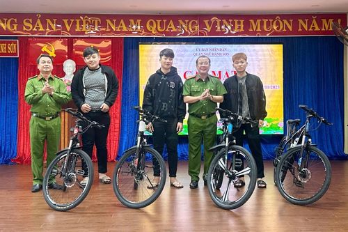 Gặp mặt, động viên 56 thanh thiếu niên có biểu hiện vi phạm về ANTT