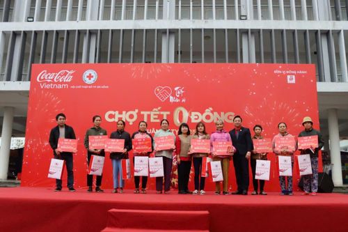 'Chợ Tết 0 đồng' dành cho hộ nghèo, người dân có hoàn cảnh khó khăn tại Đà Nẵng