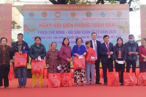 Sôi động Ngày hội Biên phòng toàn dân khu vực biên giới biển.