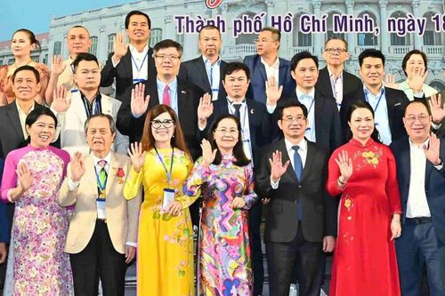 Trân trọng đóng góp của người Việt Nam ở nước ngoài tham gia xây dựng TPHCM