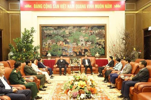 Nguyên Chủ tịch nước Trương Tấn Sang thăm, chúc tết tại tỉnh Hưng Yên