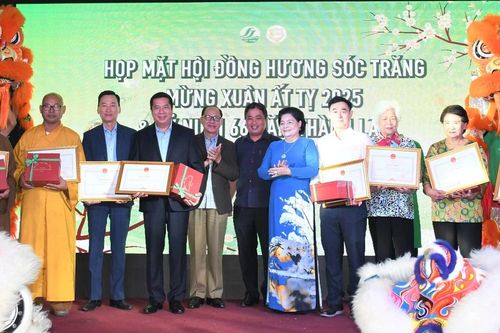 Gắn kết đồng hương, chăm lo an sinh xã hội tại quê nhà