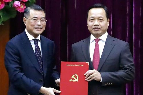 Thứ trưởng Bộ Tư pháp Trần Tiến Dũng trở thành tân Bí thư Tỉnh ủy Vĩnh Long