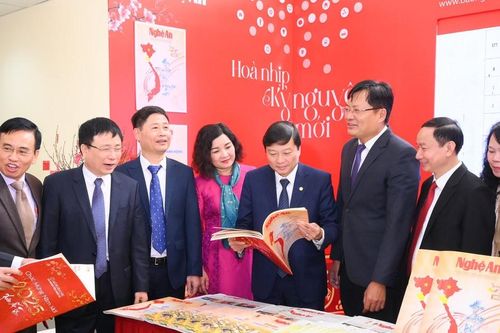 Khai mạc Hội Báo Xuân Ất Tỵ tỉnh Nghệ An 2025