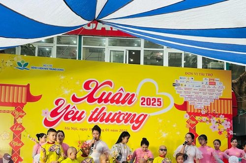 Hàng ngàn bệnh nhi đón Tết sớm với Chương trình Xuân yêu thương 2025