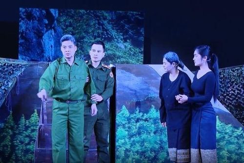 Vun đắp tình đoàn kết hữu nghị đặc biệt Việt Nam - Lào