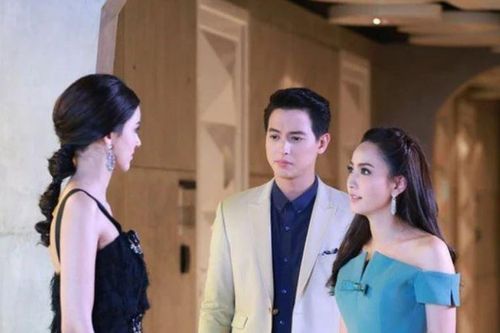 Người yêu cũ của chồng bất ngờ tìm đến tận cửa với yêu sách trơ trẽn, câu chuyện dường như sẽ đi xa hơn nếu tôi không kịp thời 'ra đòn'
