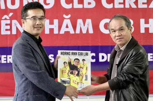 Chuyện gì đang xảy ra với HAGL của bầu Đức