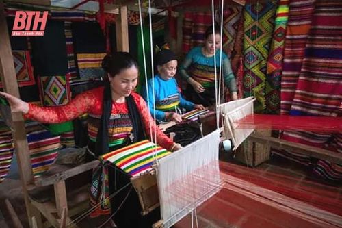 Quan Hóa giữ gìn, phát huy nghề truyền thống