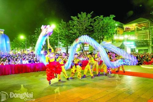 Năm rồng, năm rắn …