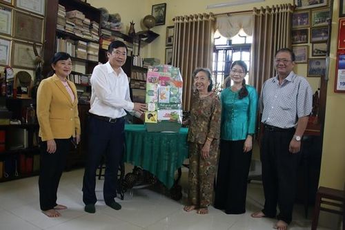 Chủ tịch UBND tỉnh thăm và chúc Tết tại huyện Lấp Vò