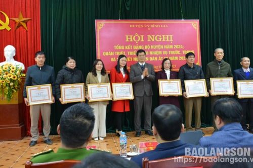 Huyện ủy Bình Gia tổng kết công tác đảng năm 2024