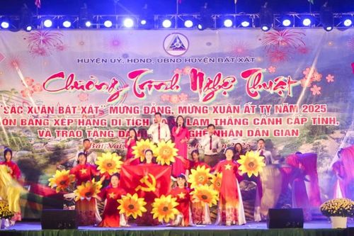 Bát Xát tổ chức chương trình nghệ thuật chào mừng kỷ niệm 95 năm ngày thành lập Đảng Cộng sản Việt Nam