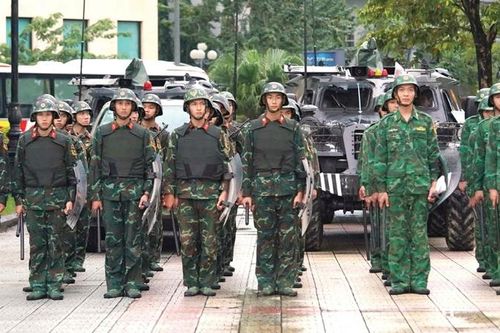 Giữ bình yên cho dân đón Tết