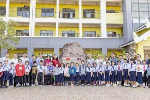 Quảng Trị: Cử giáo viên sang Lào giảng dạy cho học sinh người Việt
