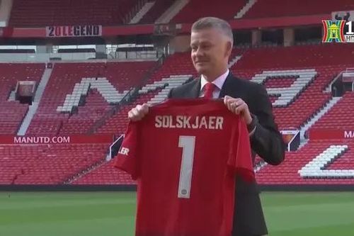 Cựu huấn luyện viên của Manchester United sắp trở lại huấn luyện