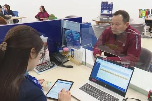 Tín dụng tiêu dùng cuối năm lại 'nóng'