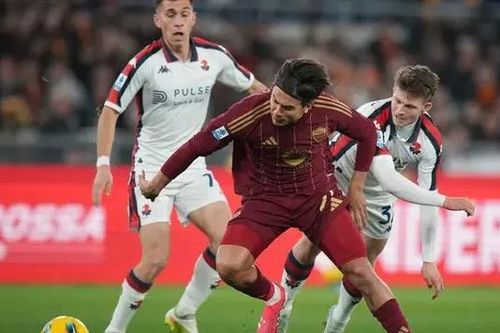 AS Roma duy trì mạch trận bất bại