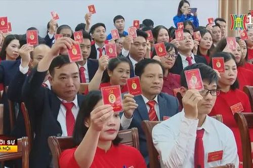 Xây dựng đội ngũ đảng viên giỏi chuyên môn, sáng y đức